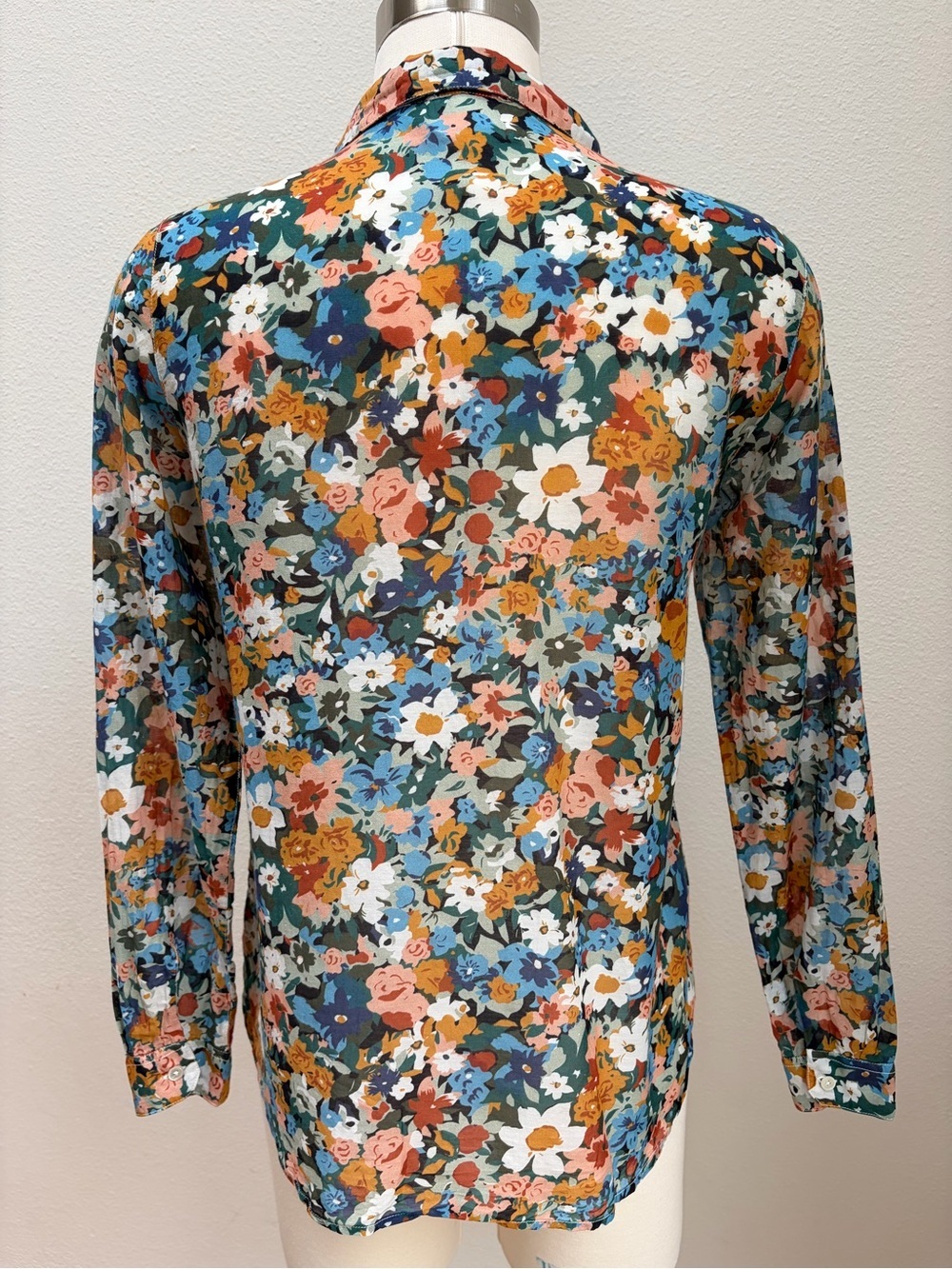 Sezane Floral Pierro Shirt Fall Flowers Button Up Blouse Silk Blue Size Small 36 - Picture 7 of 10